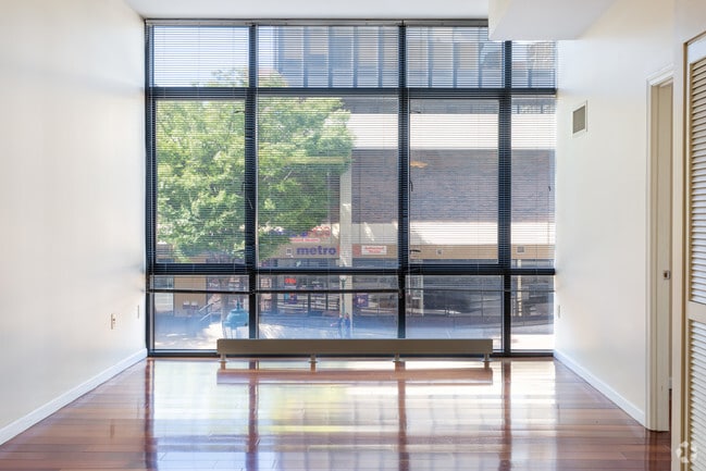 Photo - CenterPointe Apartments