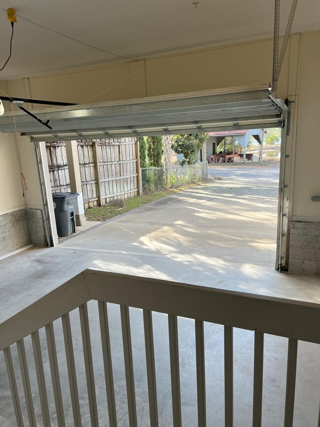 Photo - 1147 N Bayshore Dr