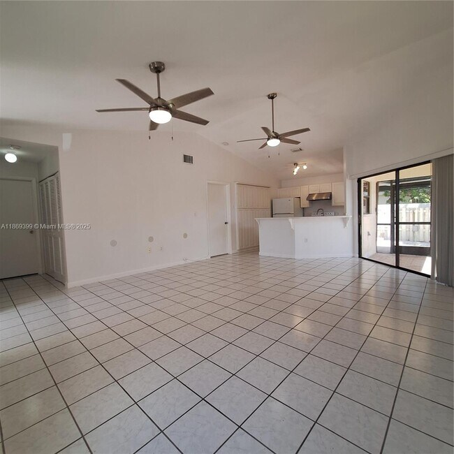 Photo - 3214 San Remo Cir
