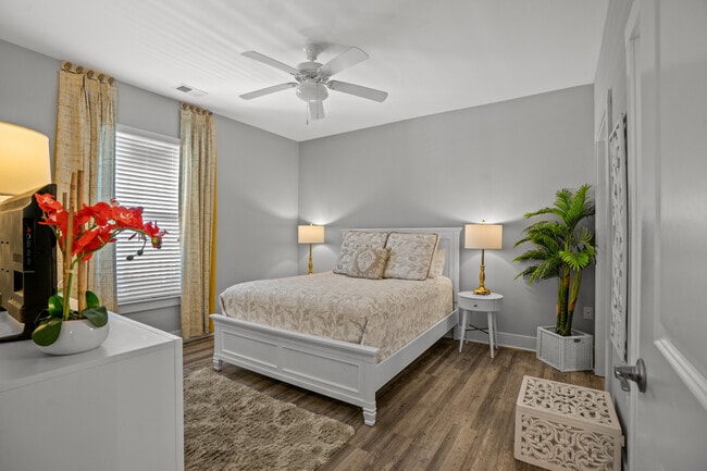 Photo - The Veranda at Market Commons