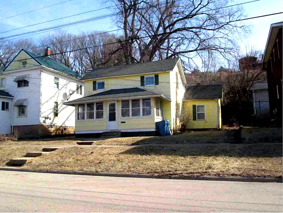 Photo - 808 3rd St