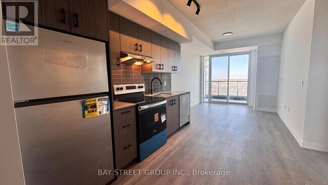 Photo - 4878 Powers Cmn Unit D711