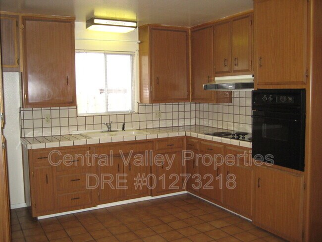 Photo - 239 Portola Way