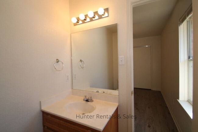 Photo - What's Not To Love?