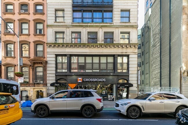 Photo - 22-24 W 26th St