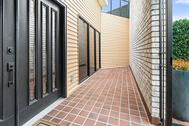 Photo - 73 Doescher Dr