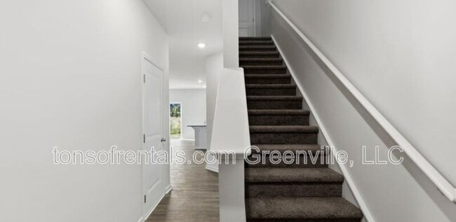 769 Embark Cir