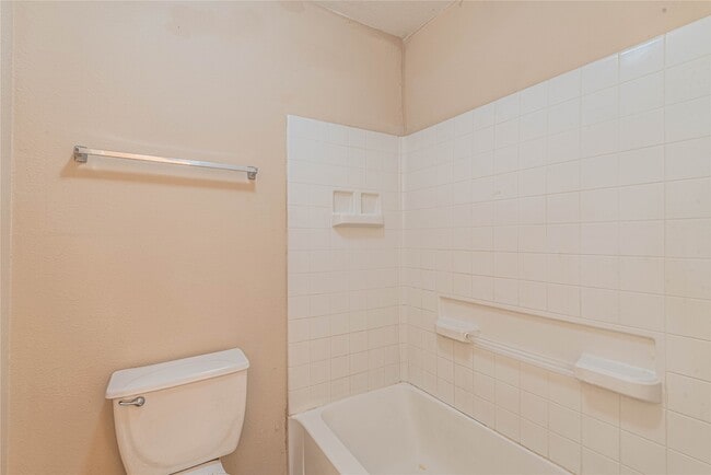 Photo - 21135 Sprouse Cir