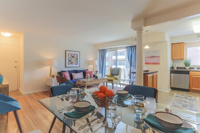 2BR,2BA,-The Chesapeake