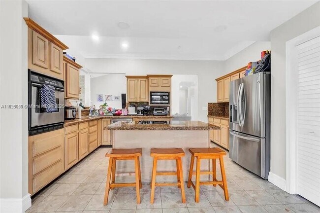 Photo - 19905 SW 135th Ave