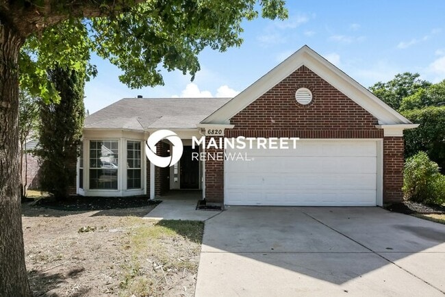 Building Photo - 3 Bedroom Pet-Friendly Home in Watauga, TX with Main Street Renewal
