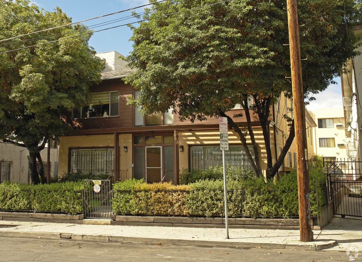 Photo - 1521 N Detroit St