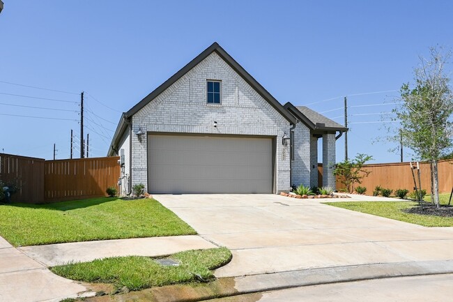 Building Photo - 3057 Pensacola Dr Rental