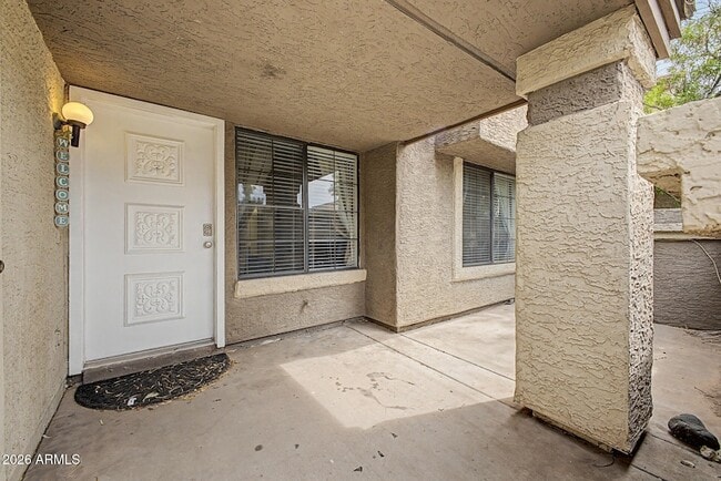 Photo - 1905 E University Dr