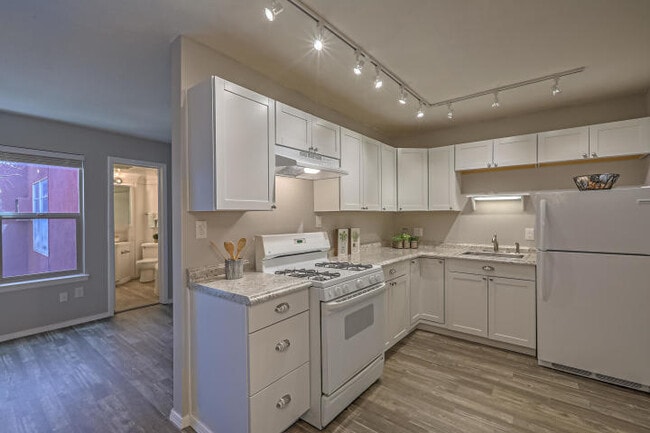 Photo - 2801 Vail Ave SE Unit 232