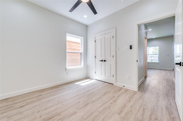 Photo - 3324 Navaro St