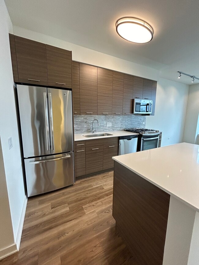 Photo - 312 W Chestnut St Unidad 1012