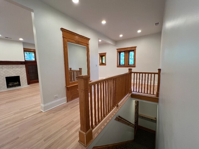 Photo - 2556 N Kedzie Blvd Unidad 2