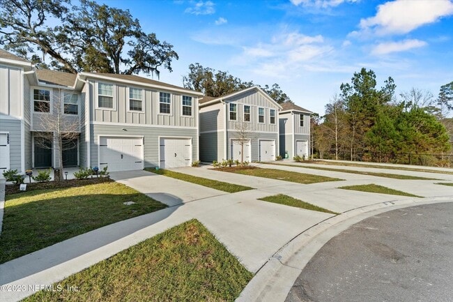 Building Photo - 5893-A Creekside Cir