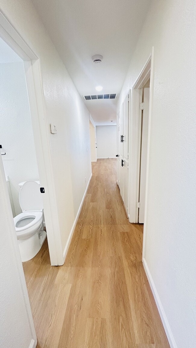 Photo - 2811 E 11th St