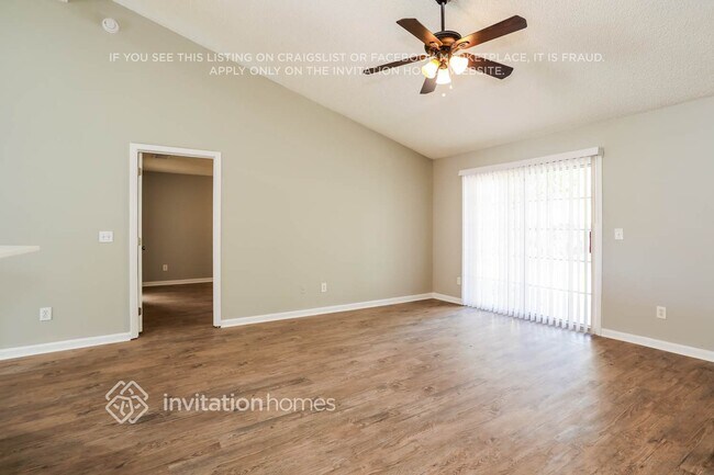 Photo - 1736 Northglen Cir