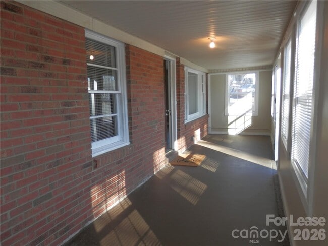 Photo - 67 Barber St NW