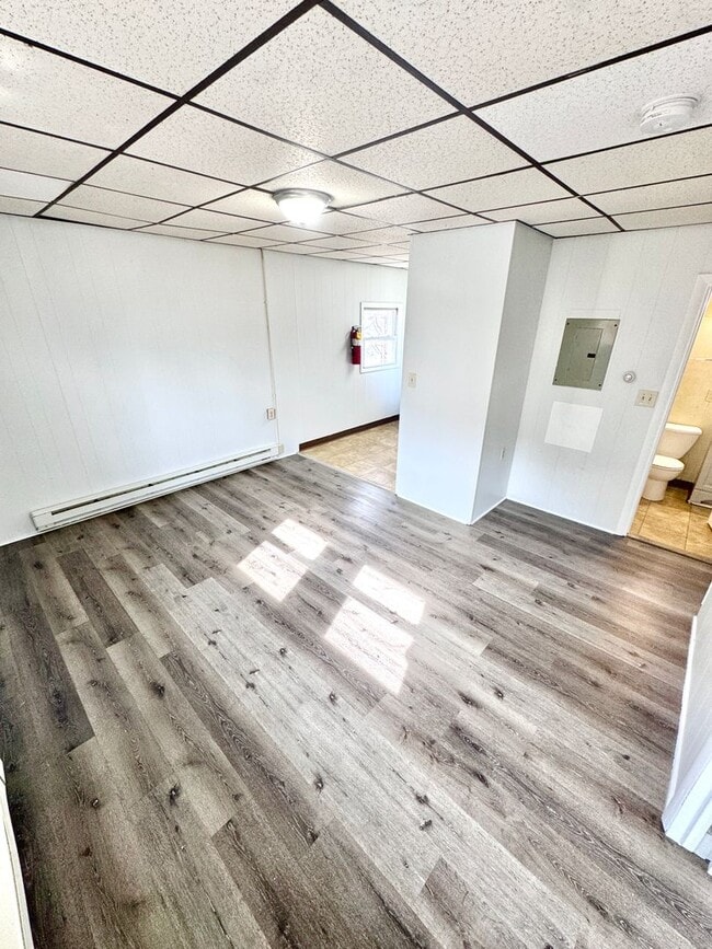 Photo - 295 S 14th St Unit 295 S 14th Street- 2nd Floor