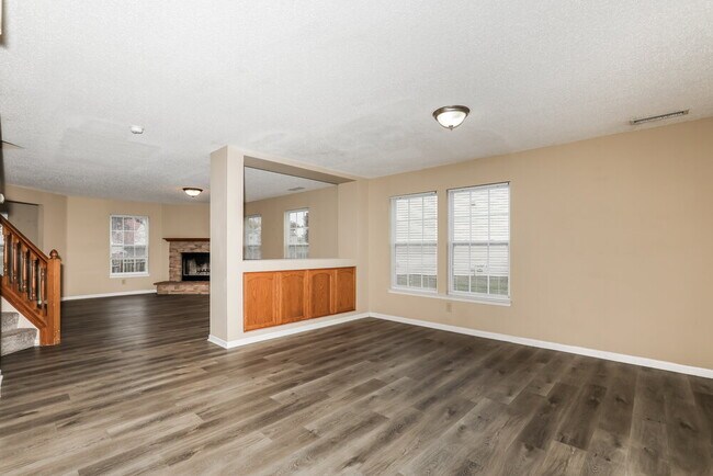 Photo - 15213 Beam St