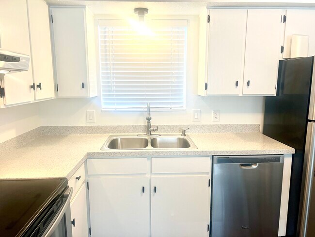 Nuevas encimeras de cocina - 1583 S 1000 E