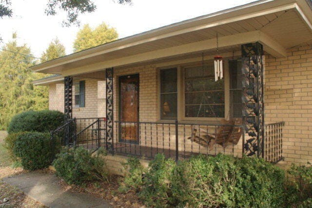 Photo - 201 N Wise Dr