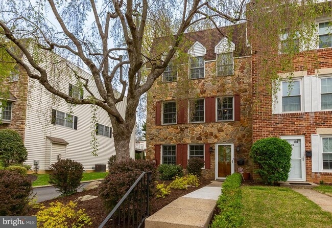 Building Photo - 107 Haldeman St