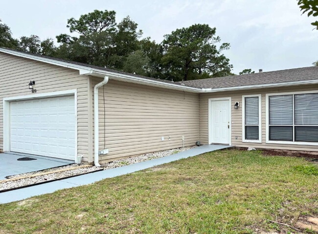 Photo - "Charming 2-Bed Oasis with Granite Touches & Cozy Fireplace in Fort Walton Beach!"