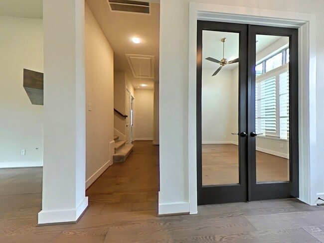 Photo - 1020 Prescott Dr