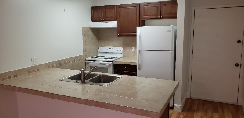 Photo - 2501 Riverside Dr