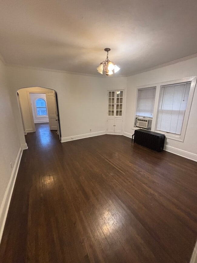 Photo - 1067-1069 Saint Clair Avenue Unit 1069