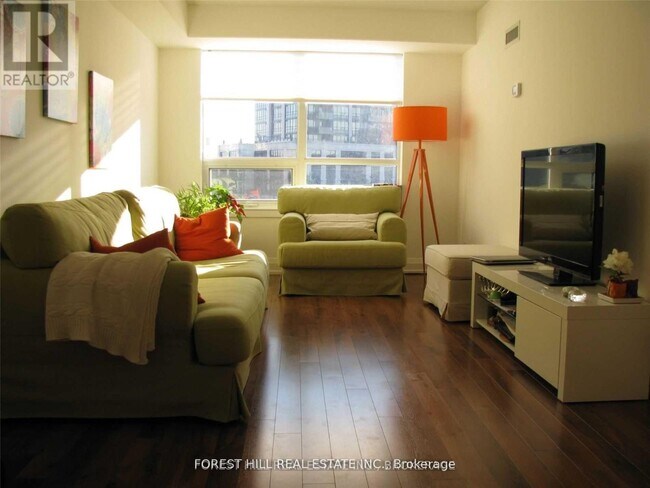 Photo - 1 De Boers Dr Unit 316