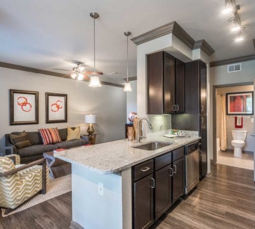 Photo - Resort-Style Amenities & $99 App Fee Only! Unidad HW1