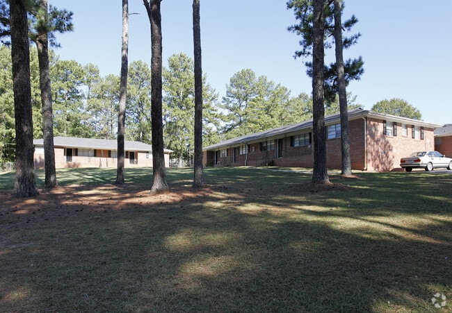 Photo - Mableton Manor