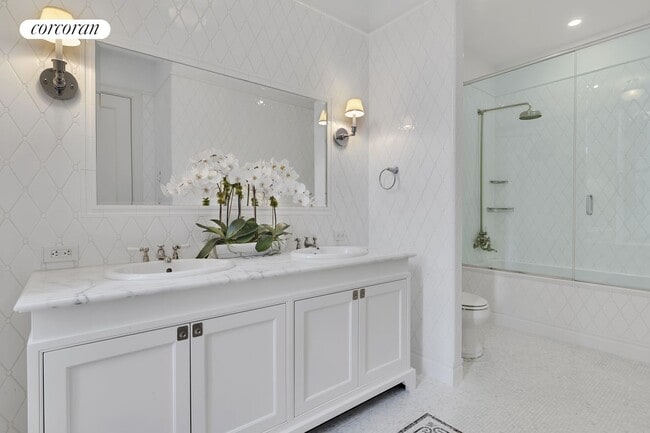 Photo - 1 Central Park S