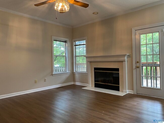 Photo - 524 SW Sussex Dr