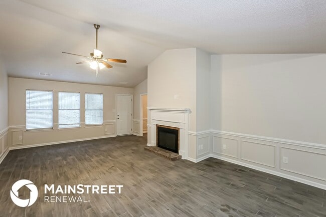 Photo - 3330 Crescent Knoll Dr