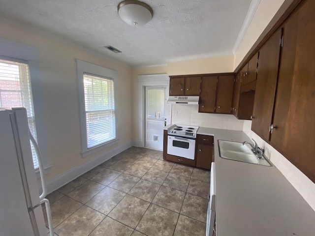 Building Photo - 1208 W 4th St Unit B Rental