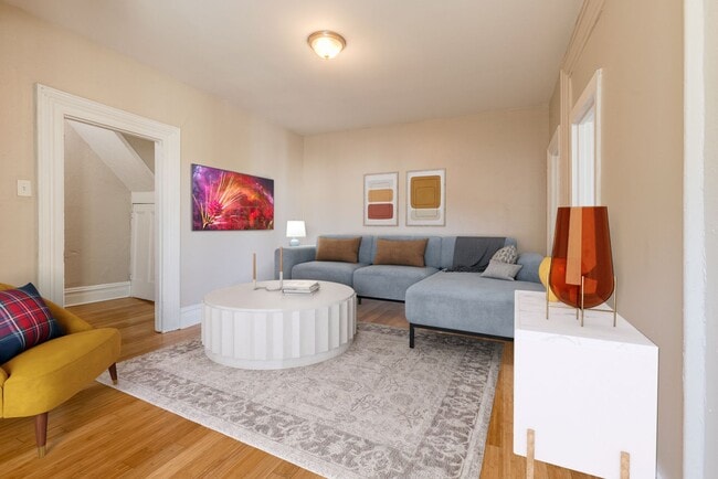 Building Photo - 35 Mt Oliver St Unit Apt 2