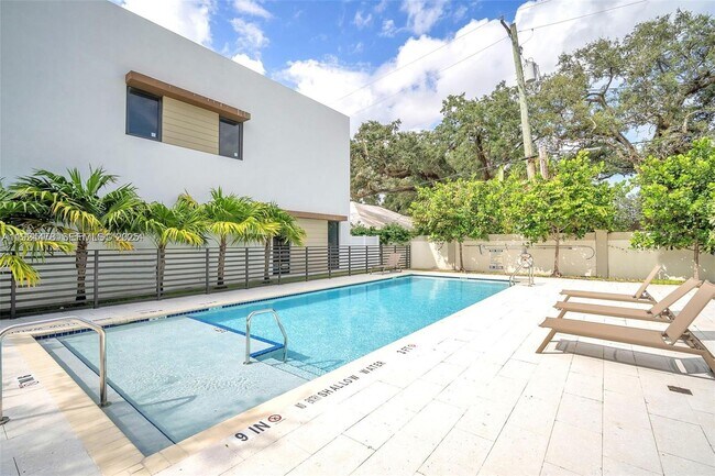 Photo - 4181 N Oak Pl