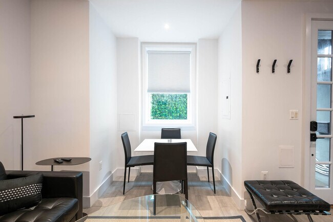 Photo - 1804 S St NW Apartamento Unidad ID627P