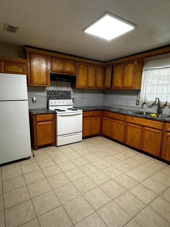 Photo - 1024 Matamoros St