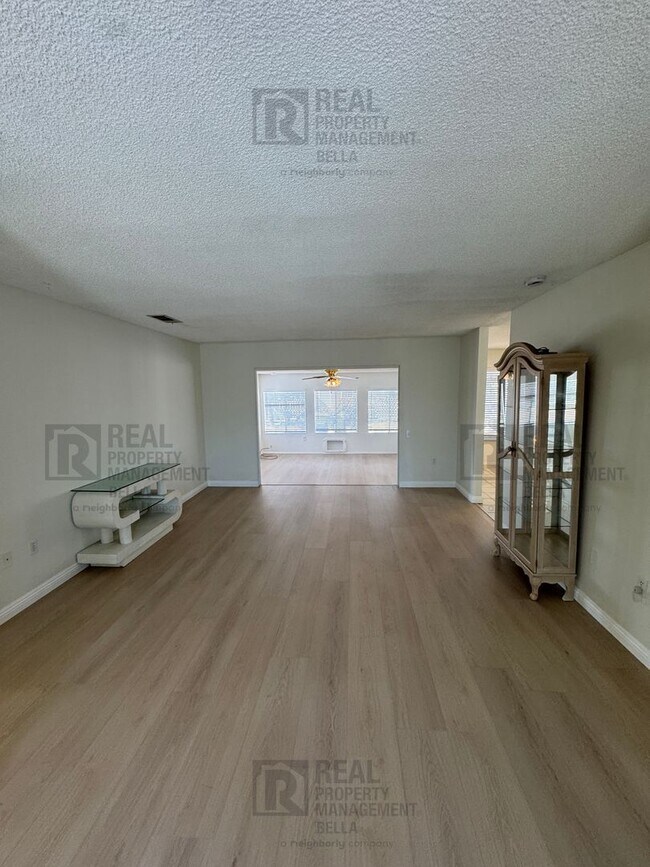 Photo - 55+ Community Gem: Open Floor Plan, Large ...