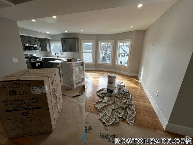 Building Photo - 42 George St Rental