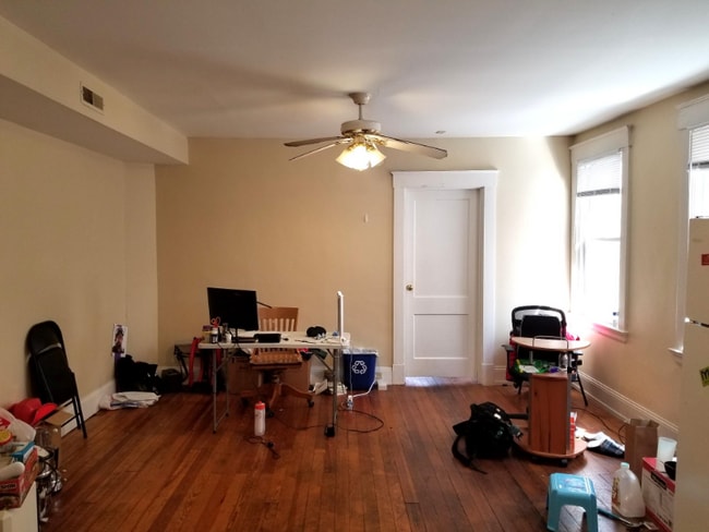 Photo - 2215 Wheeler St Unidad 2