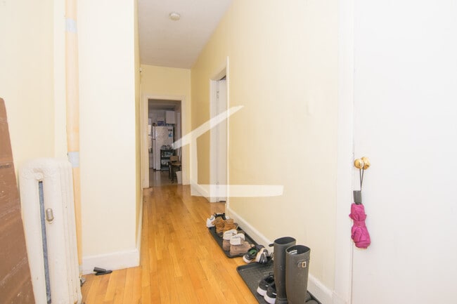 Photo - 212 Hemenway St